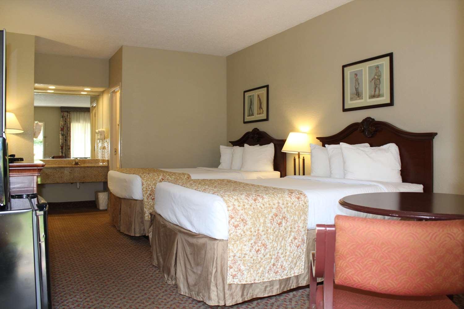 Surestay Plus Hotel By Best Western Southern Pines Pinehurst Экстерьер фото