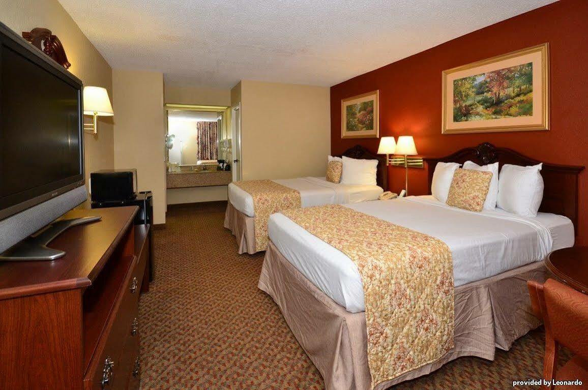Surestay Plus Hotel By Best Western Southern Pines Pinehurst Номер фото