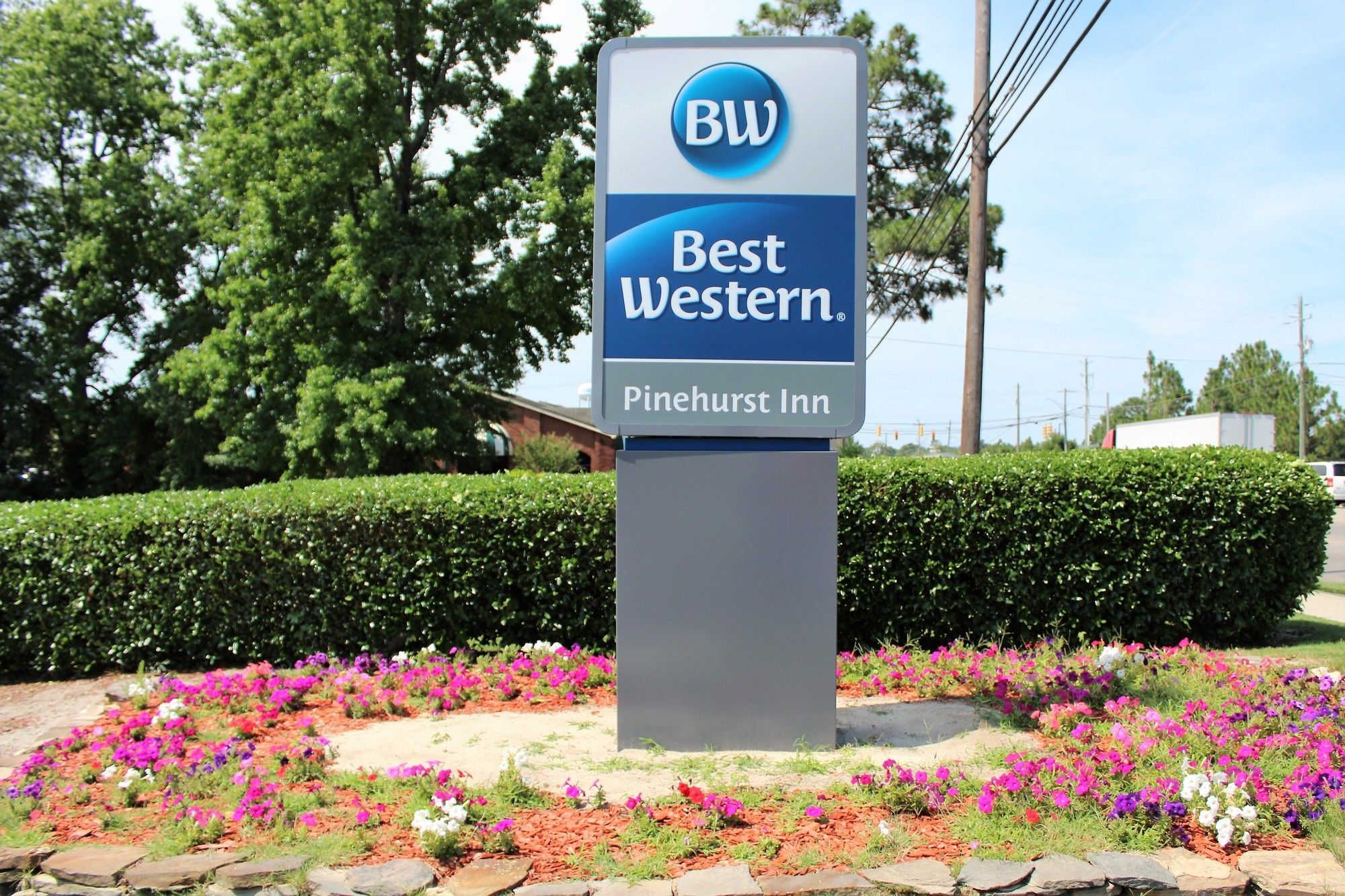 Surestay Plus Hotel By Best Western Southern Pines Pinehurst Экстерьер фото