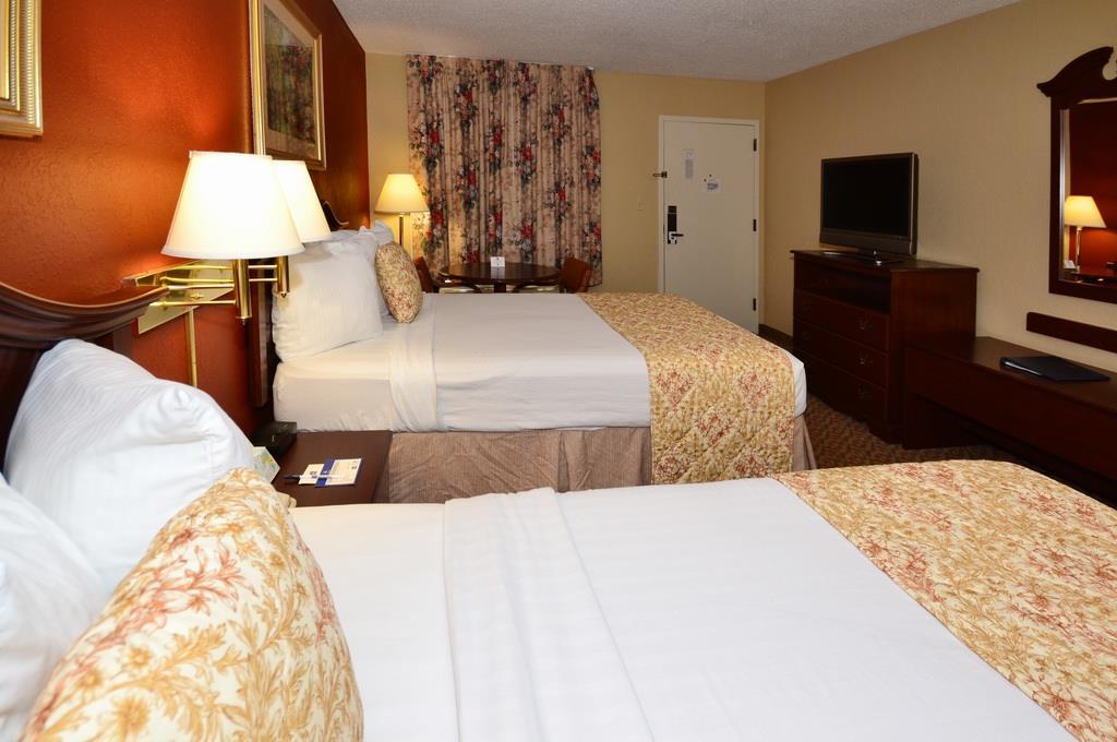 Surestay Plus Hotel By Best Western Southern Pines Pinehurst Номер фото